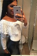 Roma Trav Thais Melo 388 32 39 396 foto selfie 152