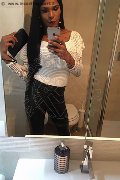 Roma Trav Thais Melo 388 32 39 396 foto selfie 158